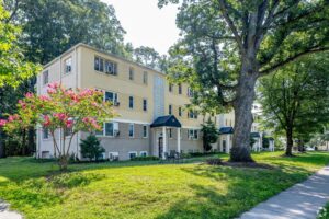 parkway-gardens-apartments-greenbelt-md-alternate-exterior