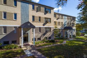 parkway-gardens-apartments-greenbelt-md-building-photo (2)