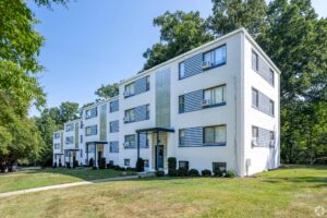 parkway-gardens-apartments-greenbelt-md-primary-exterior (1)